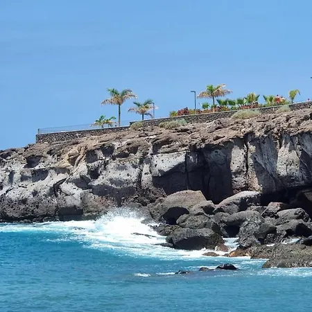 Stunning Studio With A Sea View And Pool, Paraiso Del Sur 1309 Ferienhaus