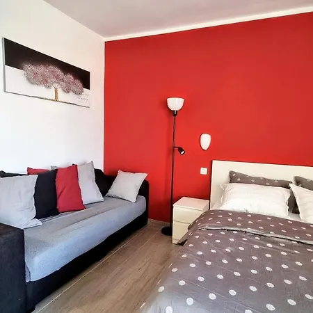 Stunning Studio With A Sea View And Pool, Paraiso Del Sur 1309