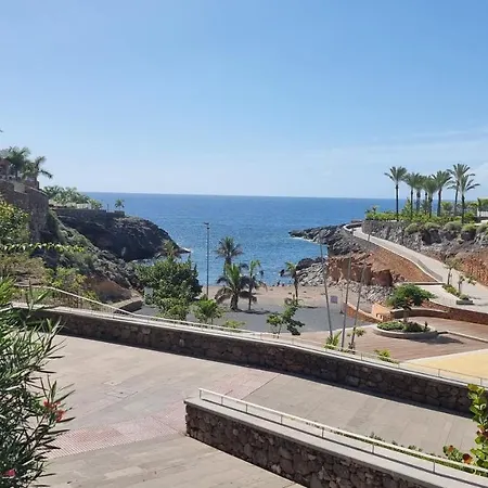 Holiday home Stunning Studio With A Sea View And Pool, Paraiso Del Sur 1309